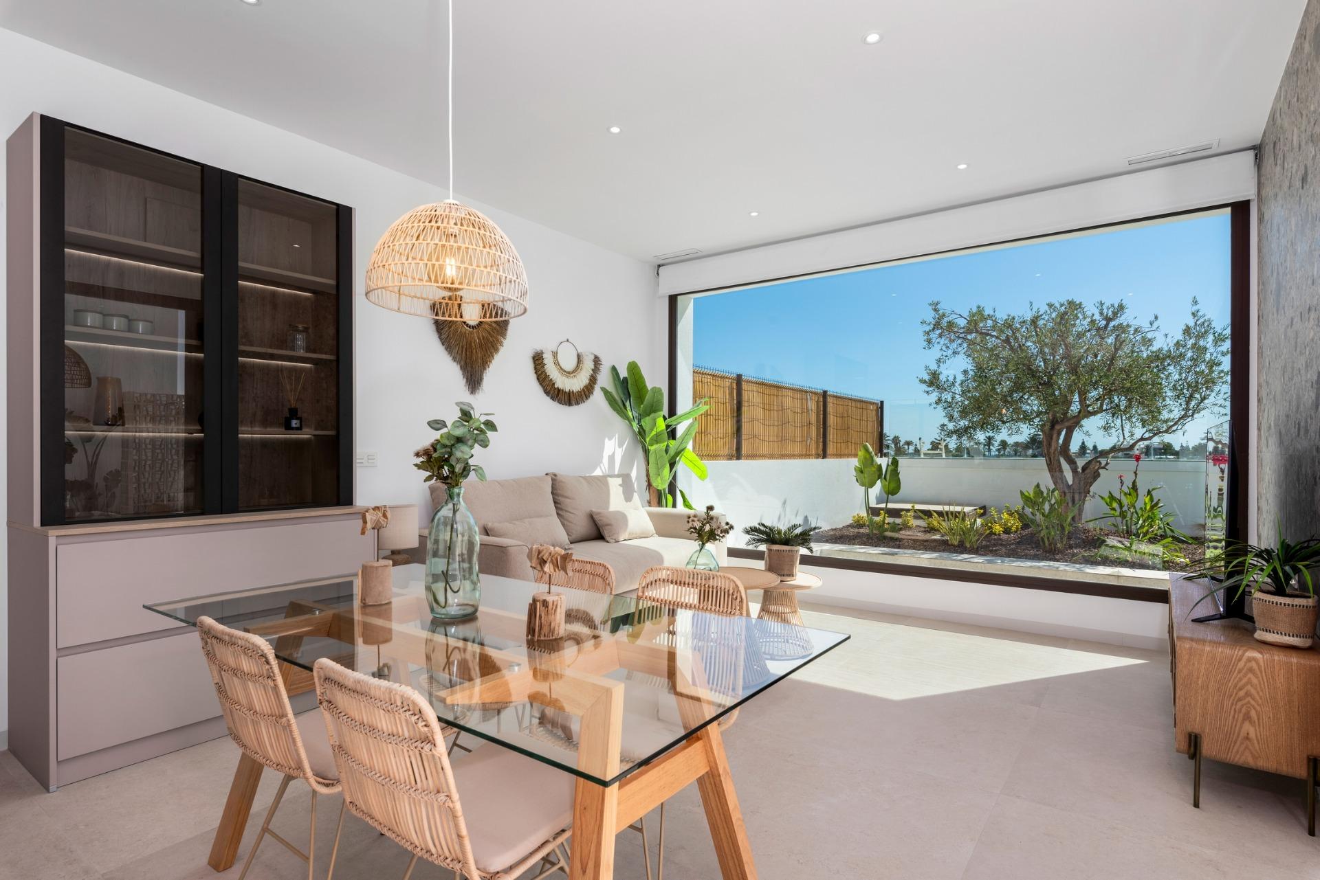 Promoción de obra nueva en el corazón de Torrevieja - Imagen 5