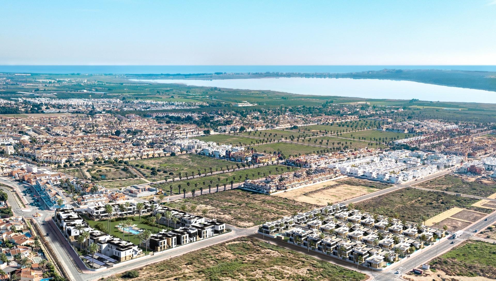 Ekskluzywna rezydencja w Las Lagunas de Mijas - luksus i komfort na Costa del Sol - obrazek 6